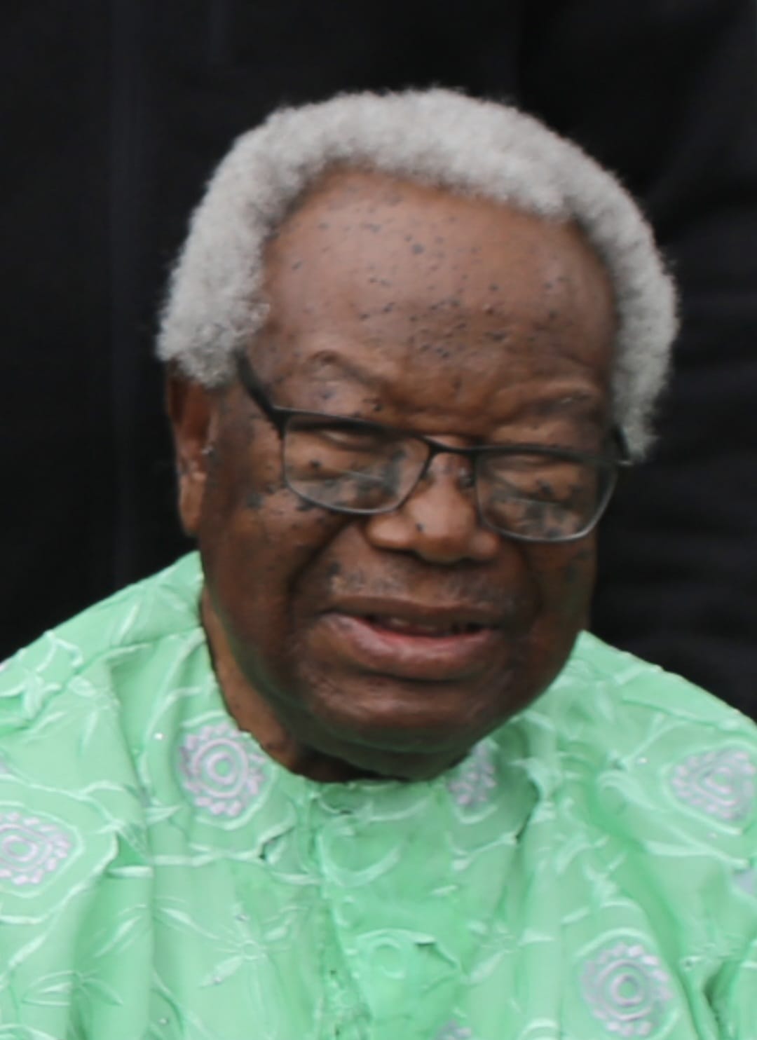 Oha Nze. Dr. Robert L. N. Offurum